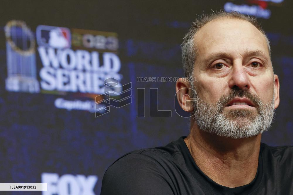 Baseball: Day before World Series opening