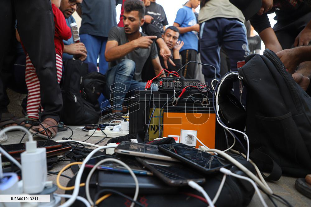 MIDEAST-GAZA-KHAN YOUNIS-LIFE SUPPLY-SHORTAGE