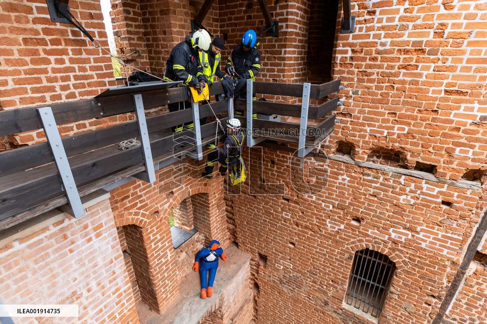 Joint exercise of police, ambulance and rescue workers