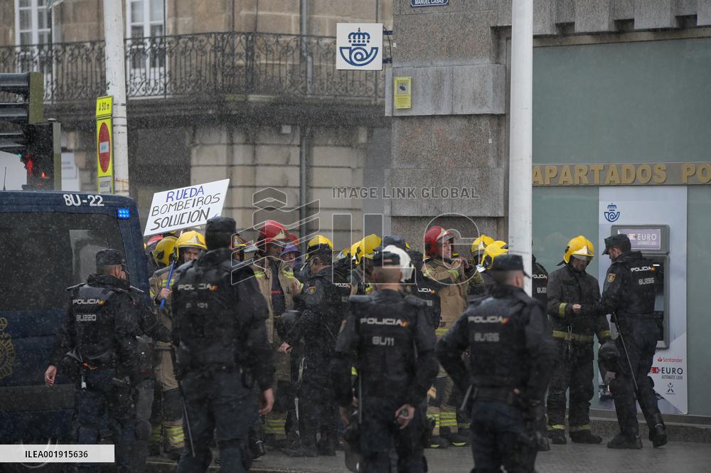 Firefighters Strike Continues In Galicia