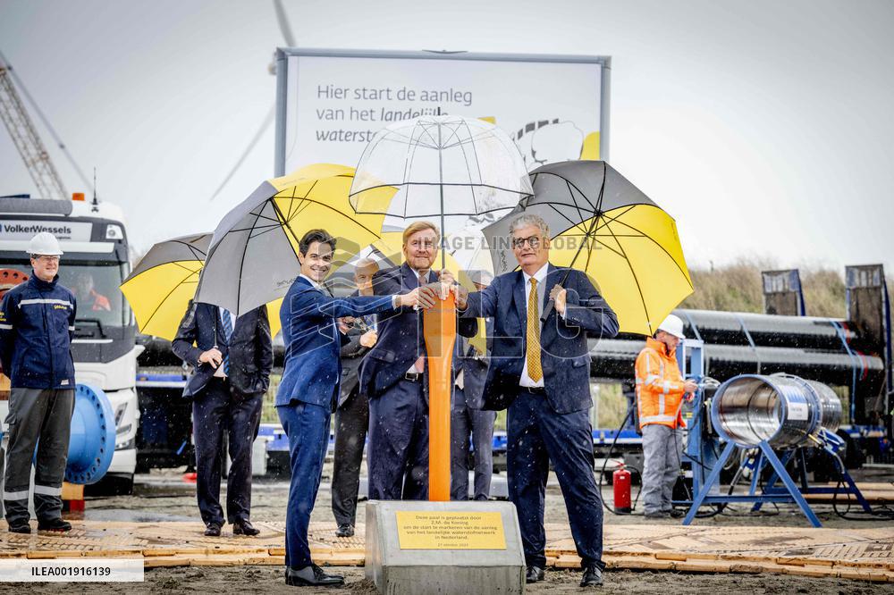 King Willem-Alexander At National Hydrogen Network Constuction Start - Rotterdam