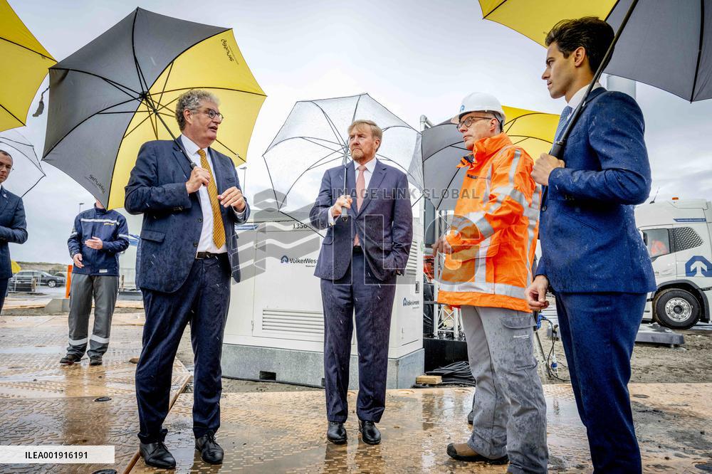 King Willem-Alexander At National Hydrogen Network Constuction Start - Rotterdam