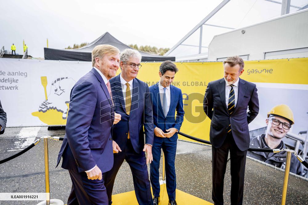 King Willem-Alexander At National Hydrogen Network Constuction Start - Rotterdam