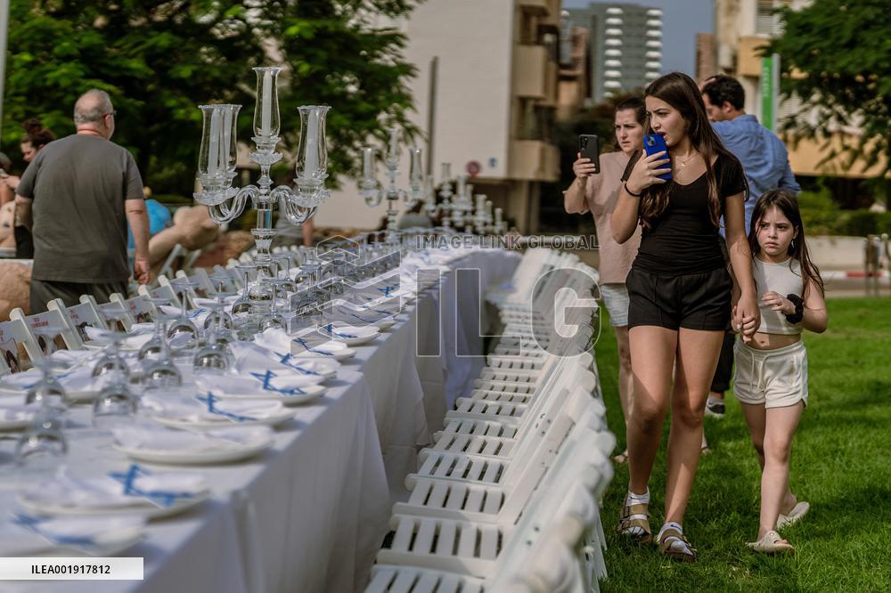 229 Empty Shabbat Seats - Tel Aviv