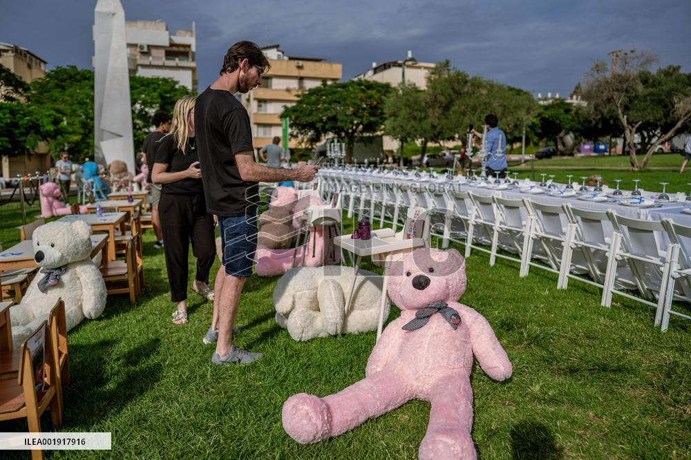 229 Empty Shabbat Seats - Tel Aviv