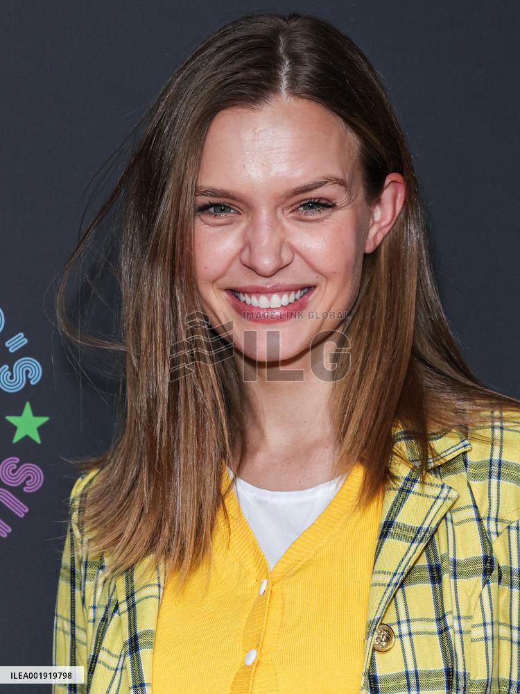 Darren Dzienciol Pop Icons Halloween Party - LA