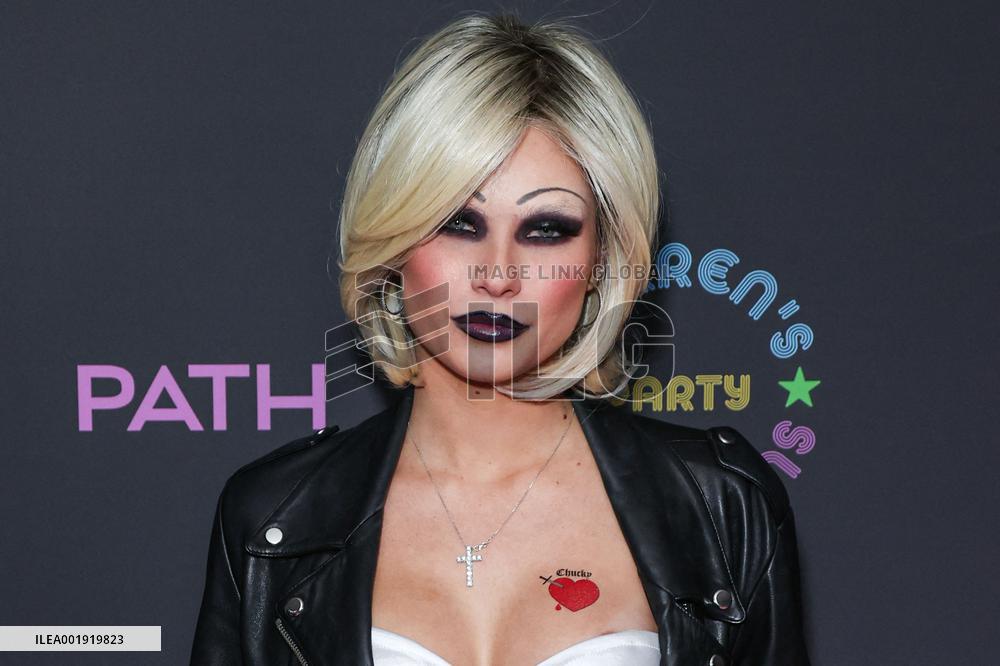 Darren Dzienciol Pop Icons Halloween Party - LA