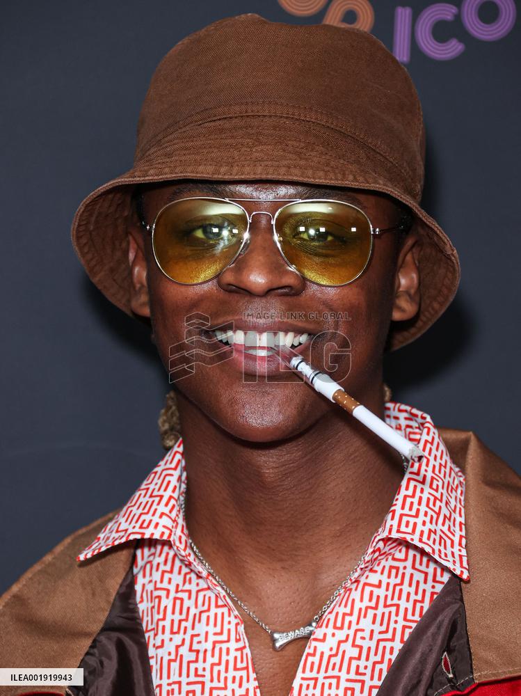 Darren Dzienciol Pop Icons Halloween Party - LA