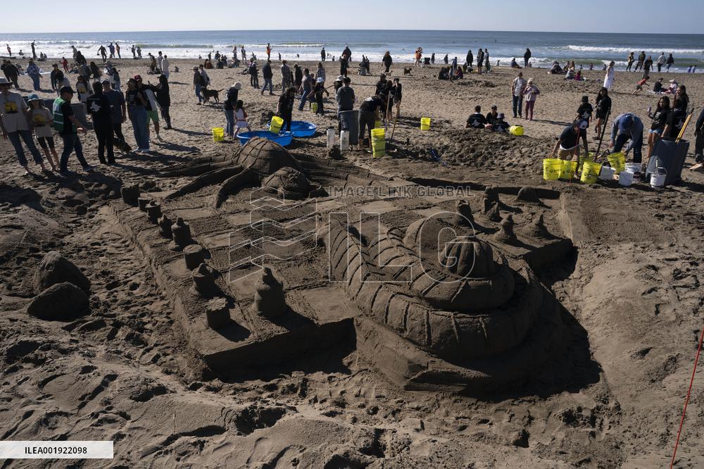 U.S.-SAN FRANCISCO-SANDCASTLE-COMPETITION