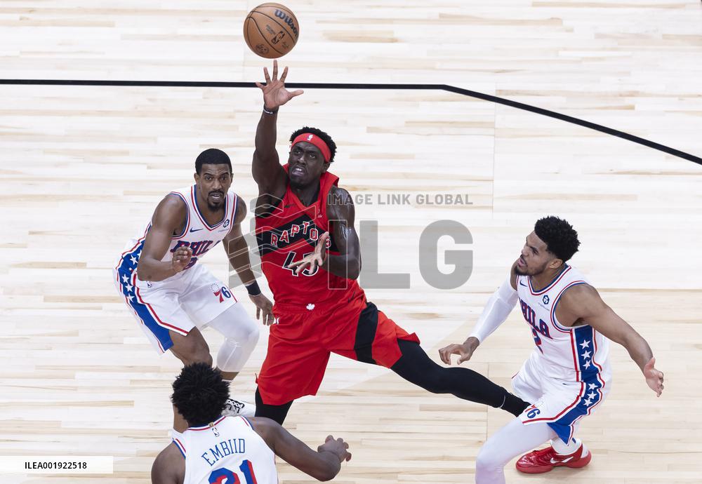 (SP)CANADA-TORONTO-NBA-76ERS VS RAPTORS