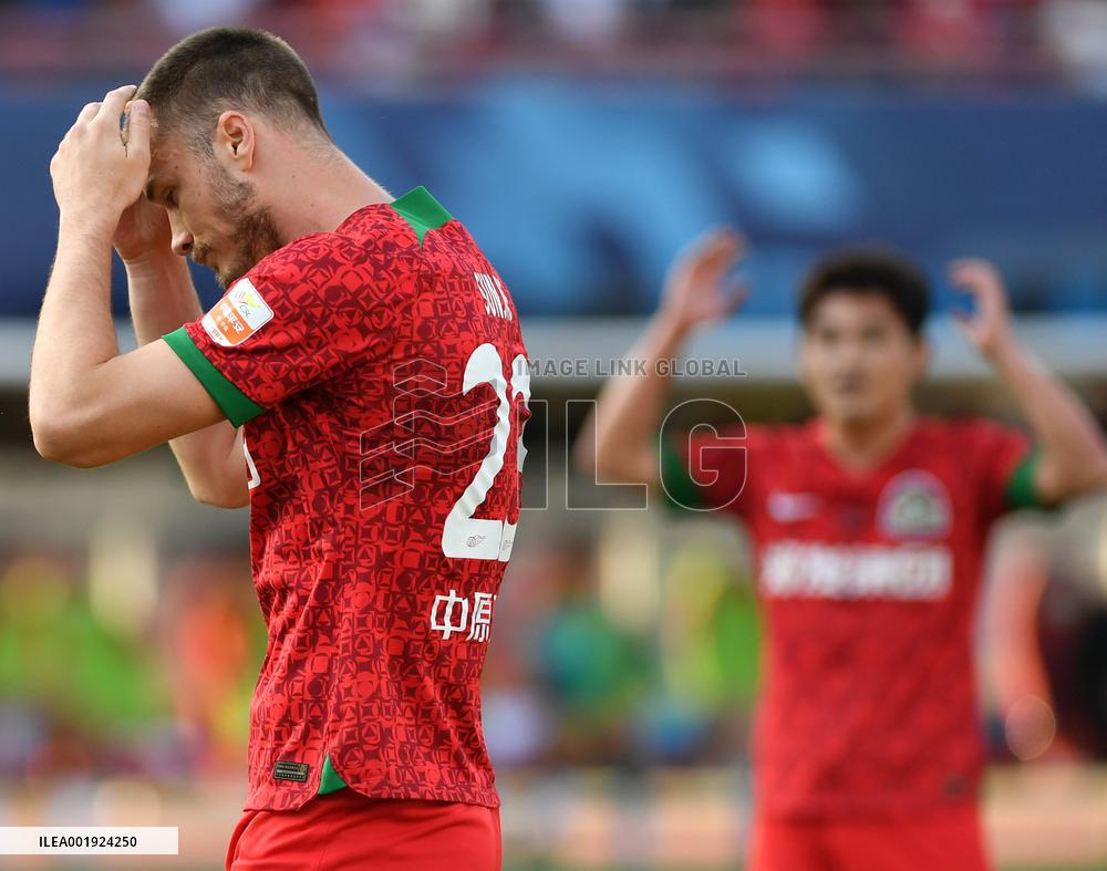 (SP)CHINA-ZHENGZHOU-FOOTBALL-CSL-HENAN VS CHANGCHUN(CN)