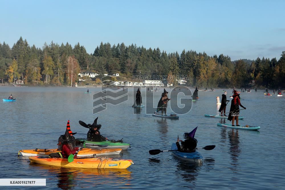 4Th Annual All Hallow's Eve Witches Paddle - Canada