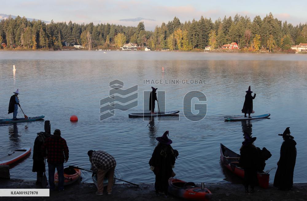 4Th Annual All Hallow's Eve Witches Paddle - Canada
