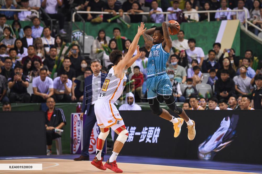 (SP)CHINA-NANJING-BASKETBALL-CBA LEAGUE-NANJING VS SHENZHEN(CN)
