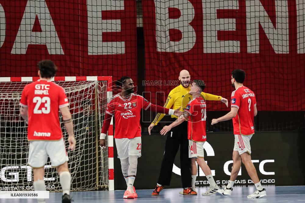 EHF Handball: Benfica vs Kristianstad