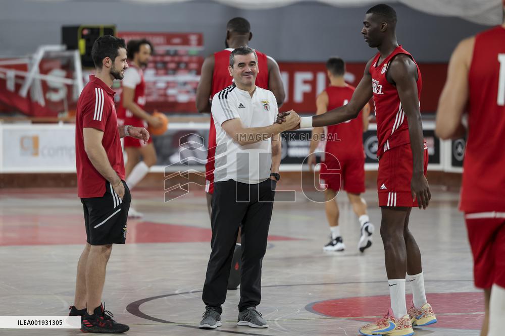 Basketball: Benfica Training
