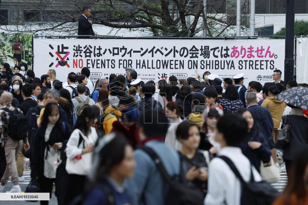 Halloween in Tokyo's Shibuya
