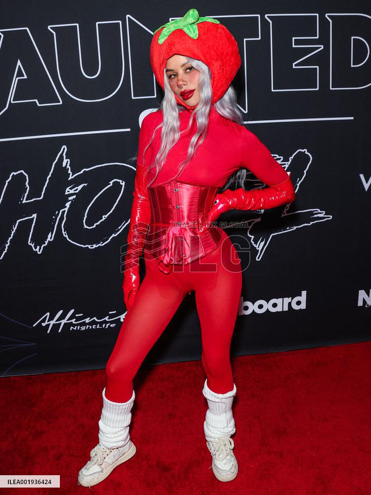 Billboard And Affinity Nightlife's Red Carpet Halloween Costume Ball - LA