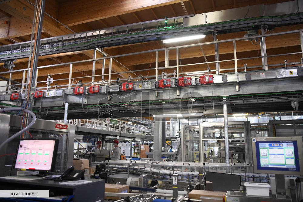 SWITZERLAND-KONOLFINGEN-FOOD GIANT NESTLE-CIIE