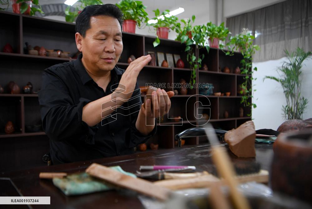 CHINA-HENAN-WUZHI-CULTURE-POTTERY XUN (CN)