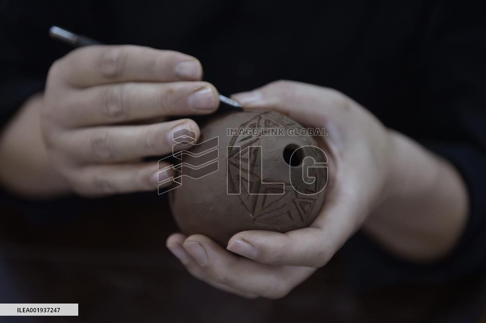 CHINA-HENAN-WUZHI-CULTURE-POTTERY XUN (CN)