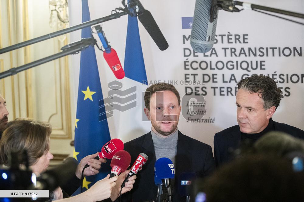 Crisis Meeting Ahead Of Storm Ciaran - Paris