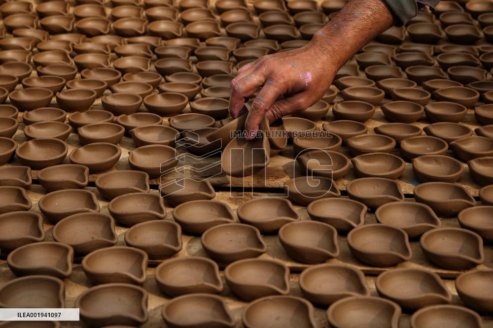 Production of Clay Lamps For Diwali Festival - India