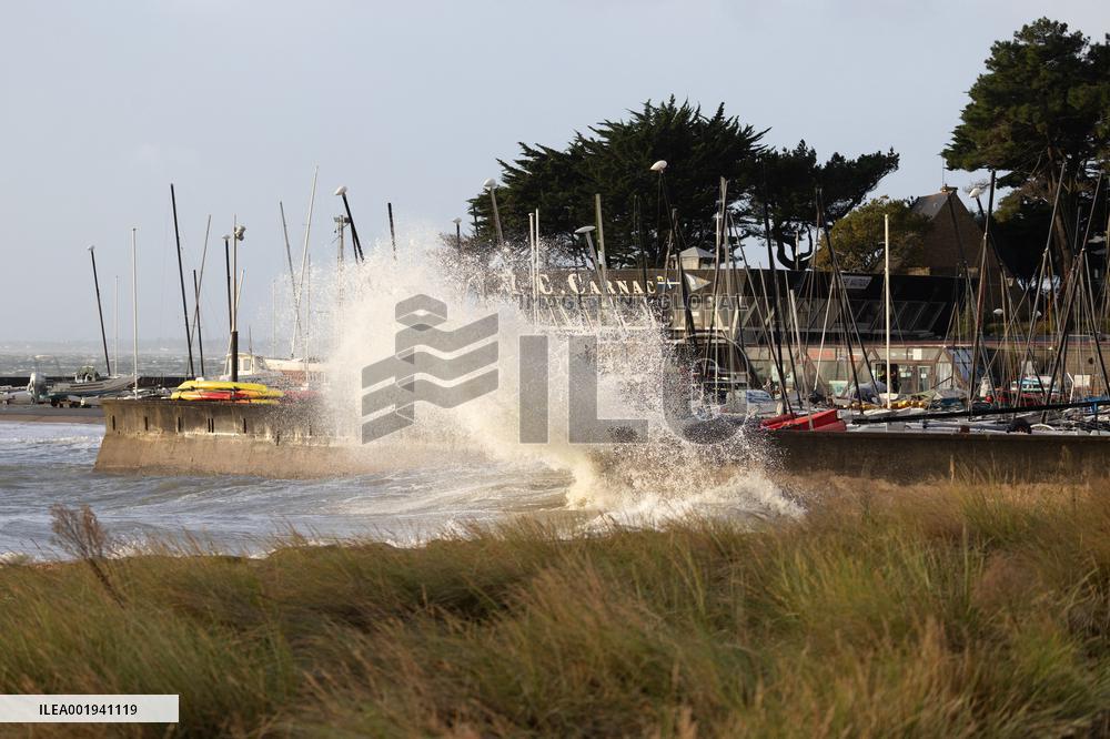 Damage caused by the Ciaran Storm - Morbihan