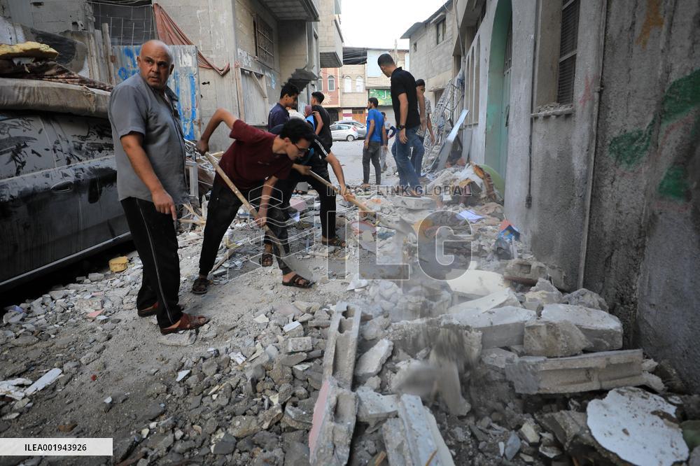 MIDEAST-GAZA-KHAN YOUNIS-ISRAEL-AIRSTRIKES-AFTERMATH
