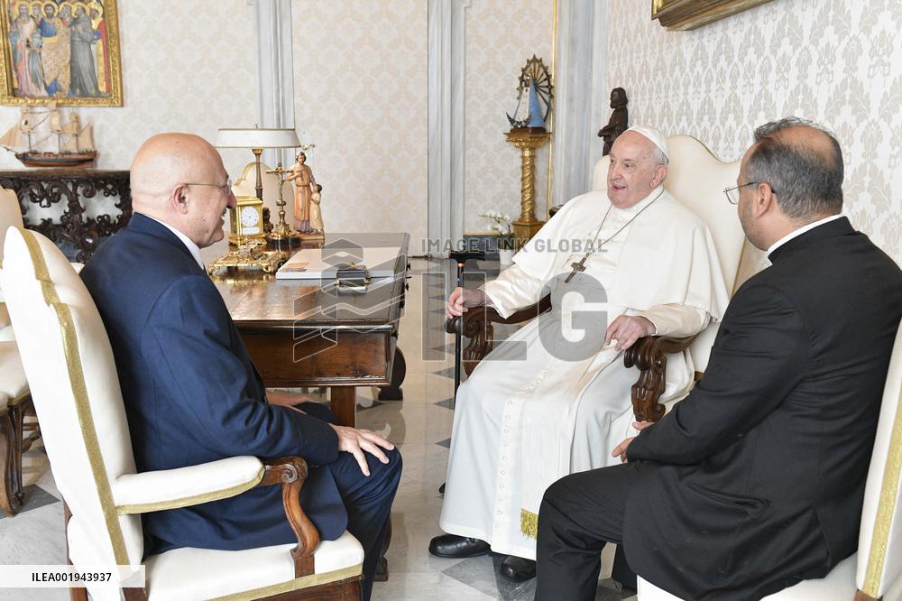 Pope Francis In Private Audience - Vatican