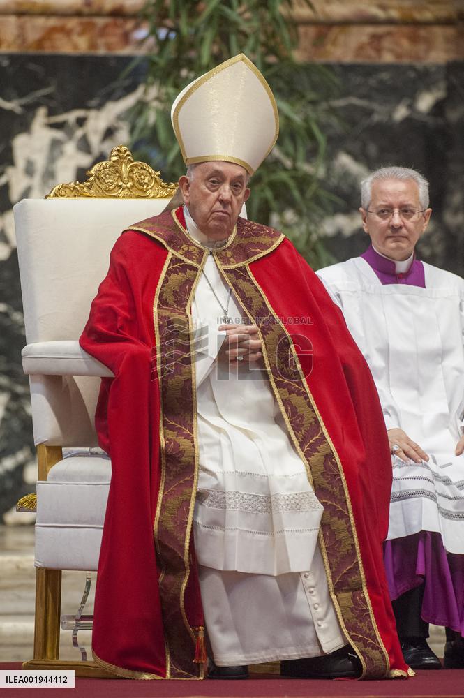 Pope Francis Leads A Mass In Memory Of Benedict XVI - Vatican