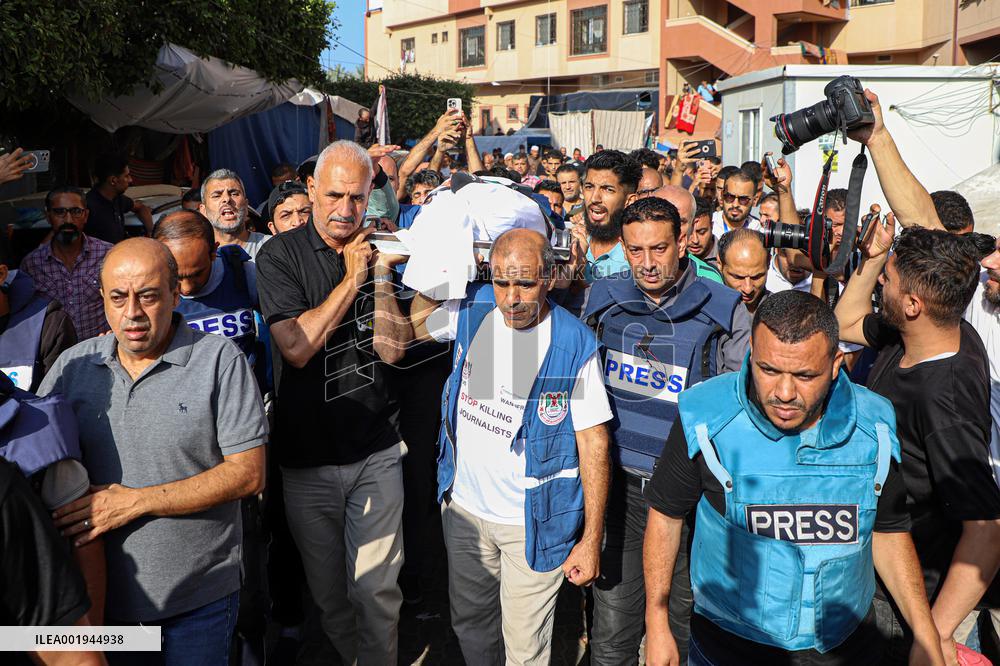 MIDEAST-GAZA-KHAN YOUNIS-ISRAEL-RAID-KILLED CORRESPONDENT-MOURNING