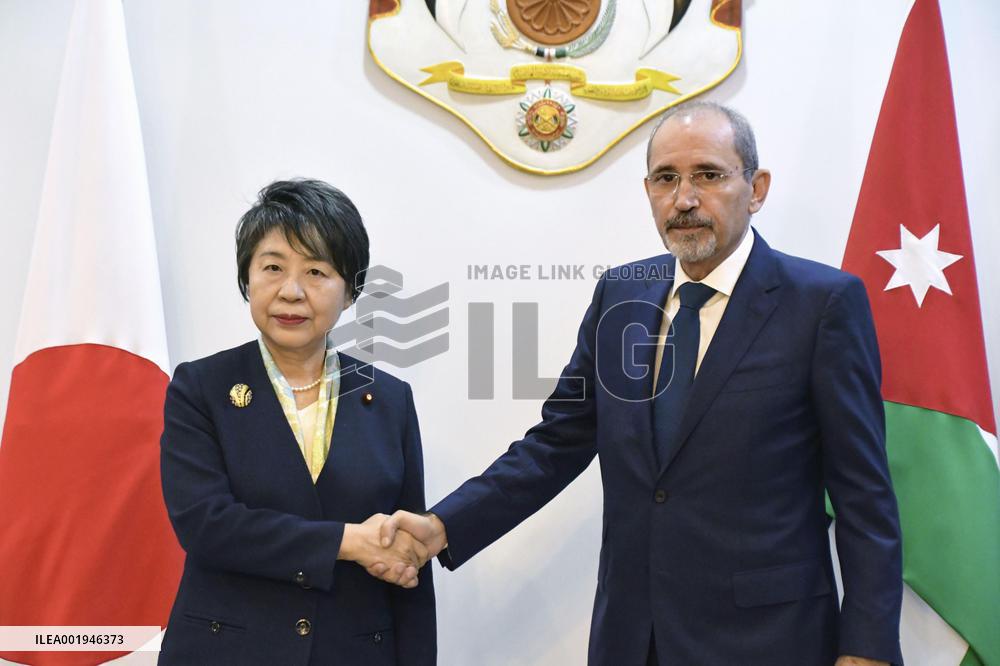 Japan foreign minister in Jordan