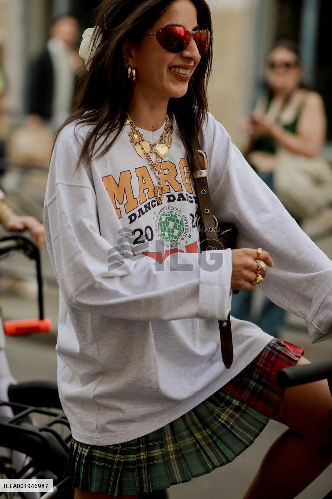 PFW SS24 Cecilie Bahnsen Street Style