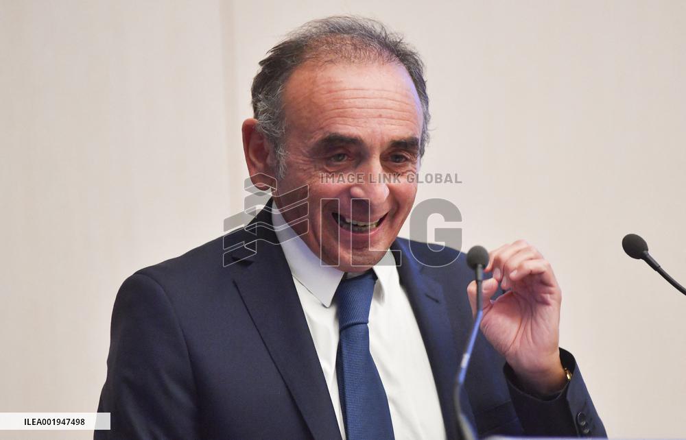 Eric Zemmour during Vigilant Parents Conference at Senate - Paris