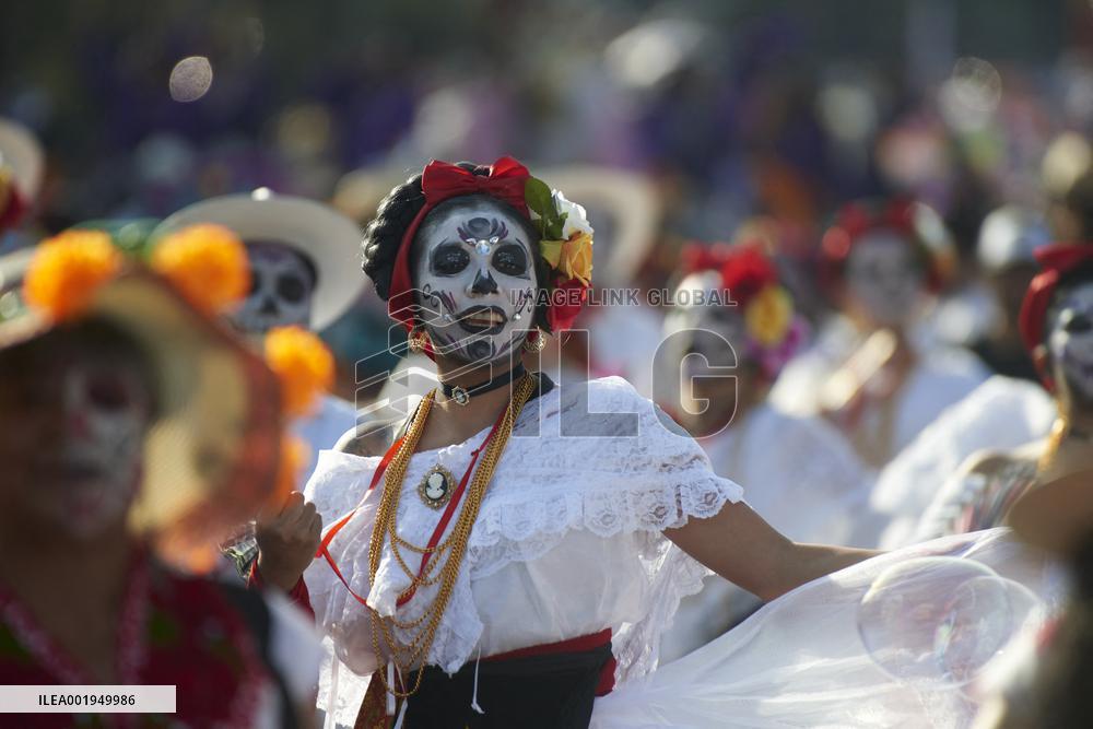 Day Of The Dead Mega Parade - Mexico City