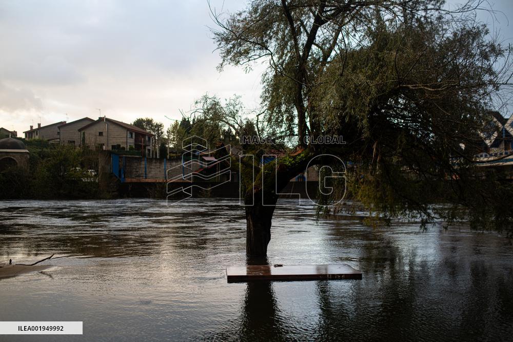 Storm Domingos Hits Galicia