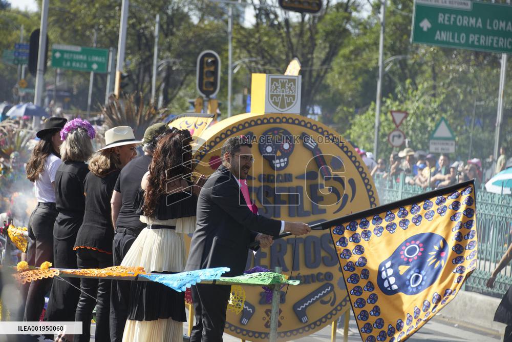 Day Of The Dead Mega Parade - Mexico City