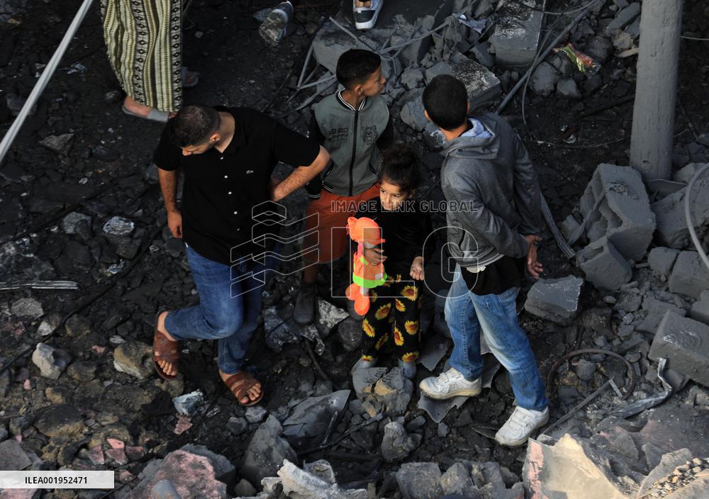 (FOCUS)MIDEAST-GAZA-PALESTINIAN-ISRAELI-CONFLICT-REFUGEE CAMP