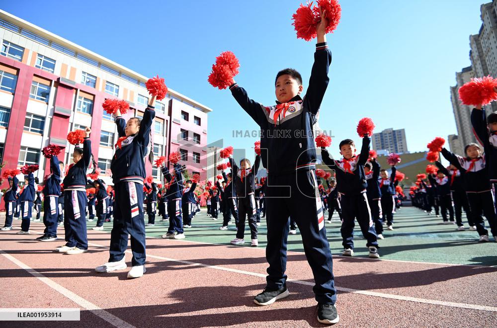 Pupils Do Exercise in Handan