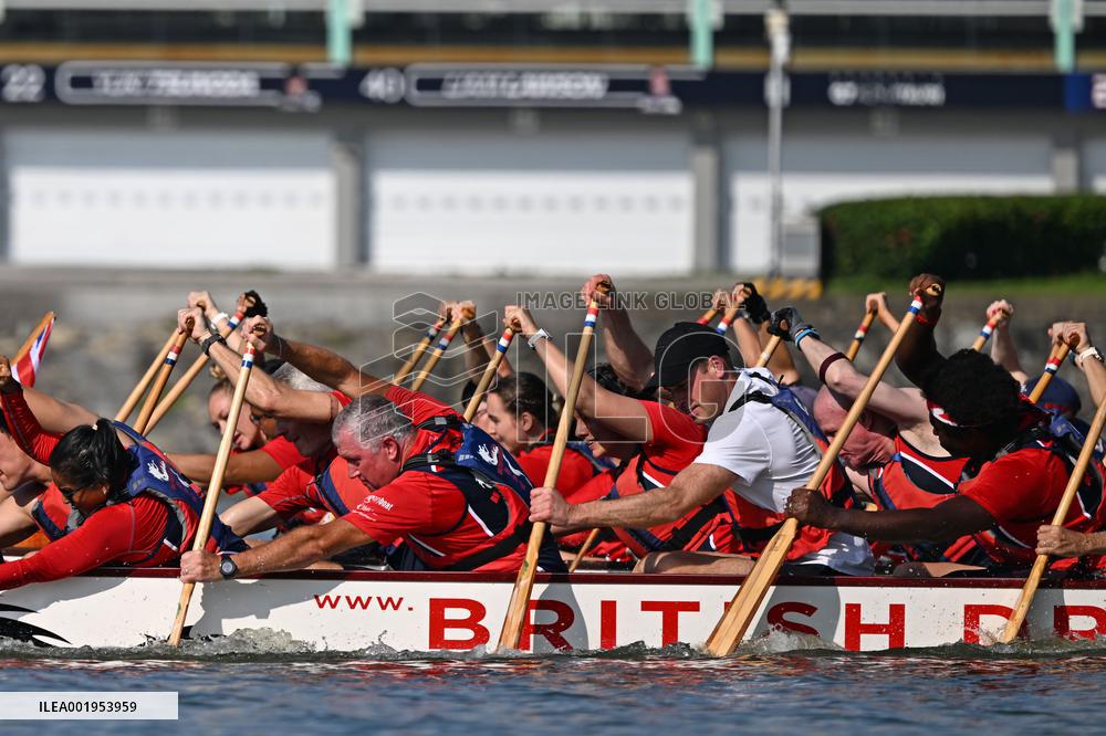 (SP)SINGAPORE-BRITAIN'S PRINCE WILLIAM-DRAGON BOAT