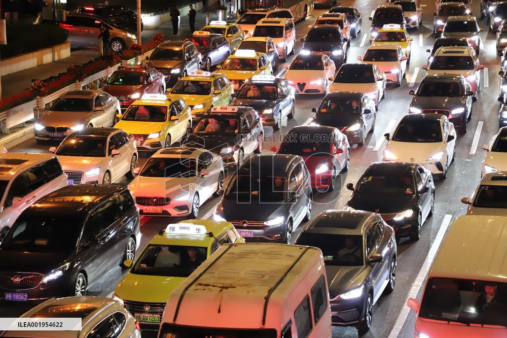 Traffic Peak in Shanghai