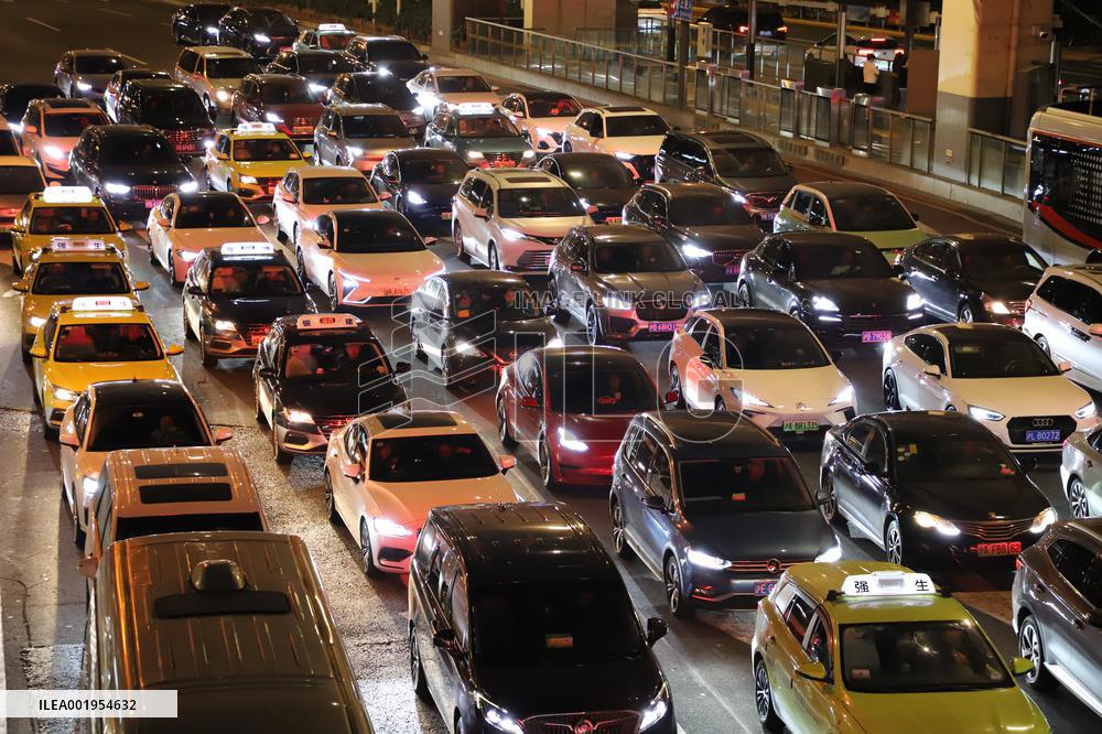 Traffic Peak in Shanghai
