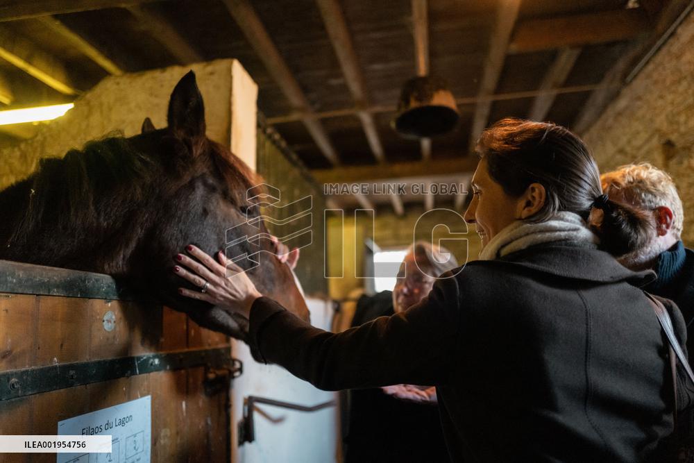 French Prime Minister Elisabeth Borne at « Ecurie des Pommiers » Equestrian Centre in Landes sur Ajon