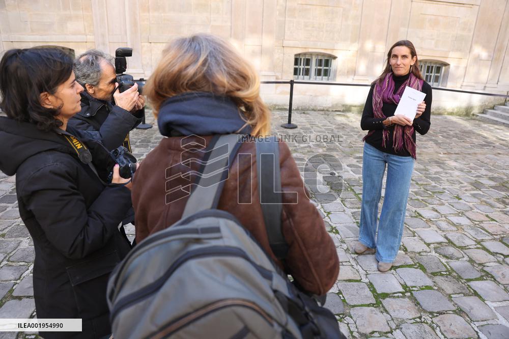French Author Neige Sinno Wins Femina Prize - Paris