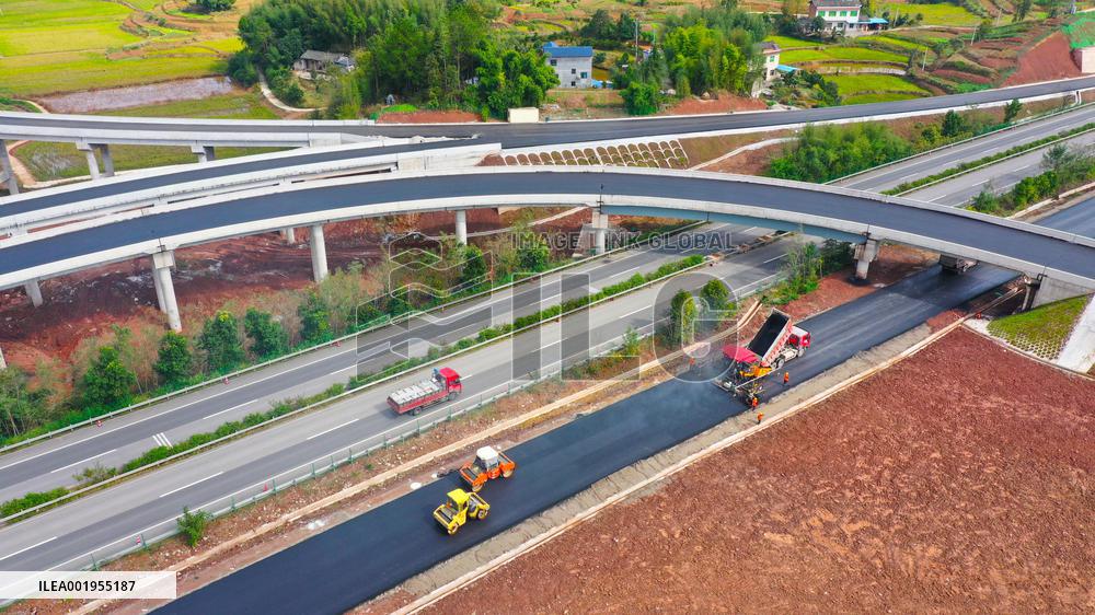 Expressway Construction in Chongqing