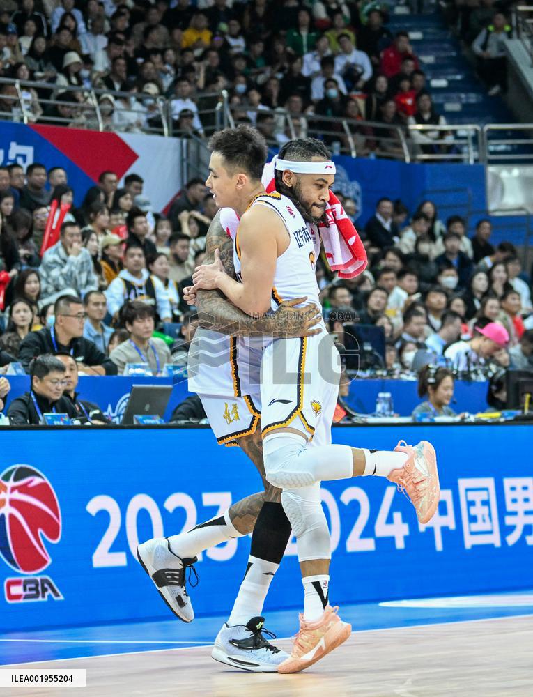 (SP)CHINA-TIANJIN-BASKETBALL-CBA LEAGUE-TIANJIN VS LIAONING (CN)