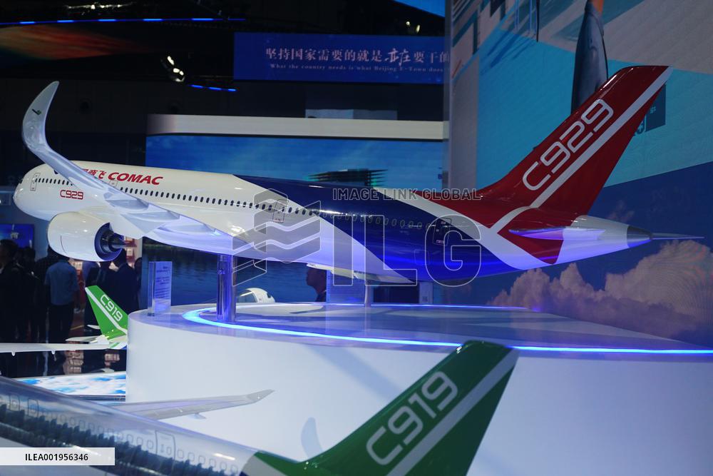 China's C929 Long-range Wide-body Aircraft at The 6th CIIE in Shanghai
