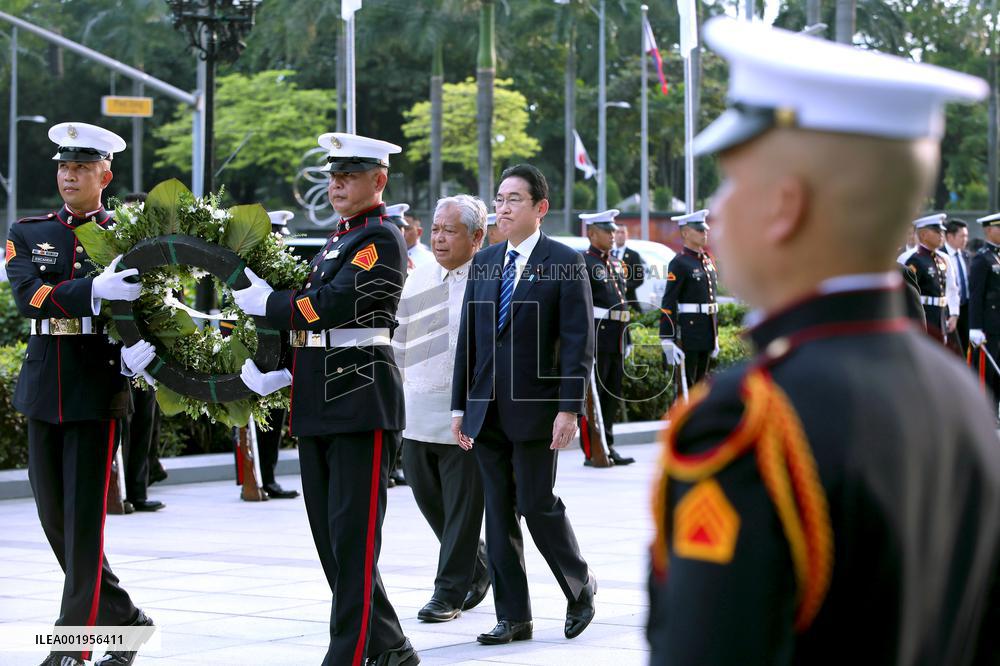 Wreath-laying Ceremony