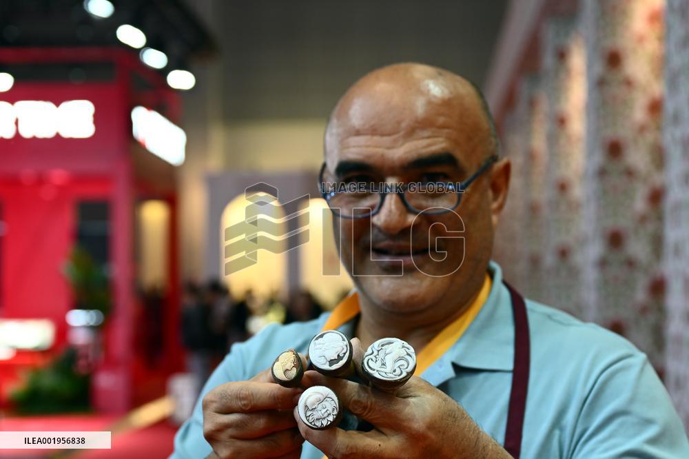(CIIE)CHINA-SHANGHAI-CIIE-SHELL CAMEOS (CN)